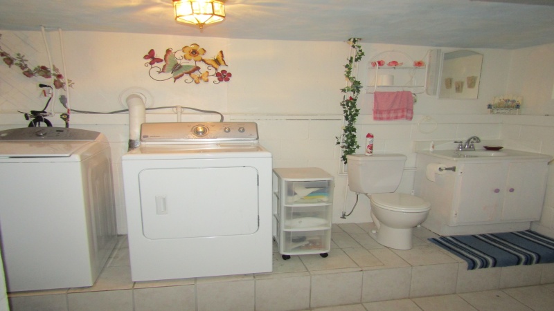 Log Lane Village, Colorado 80705, 3 Bedrooms Bedrooms, ,2 BathroomsBathrooms,Residential,Sold,1106