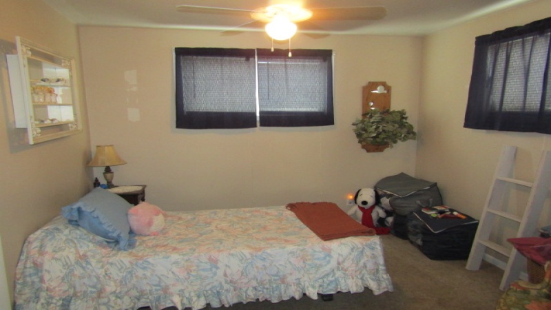 317 West S, Fort Morgan, Colorado 80701, 3 Bedrooms Bedrooms, ,1 BathroomBathrooms,Rural Property,Sold,West,1051