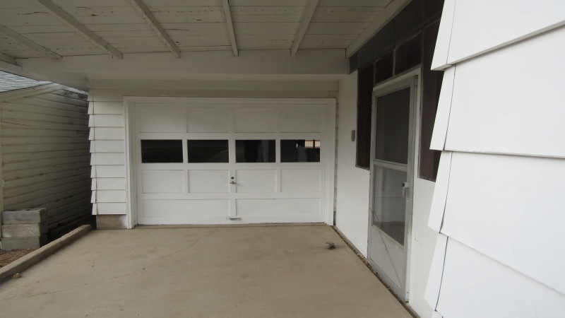 305 9th Ave, Sterling, Colorado 80751, 3 Bedrooms Bedrooms, ,2 BathroomsBathrooms,Residential,Sold,9th ,1076