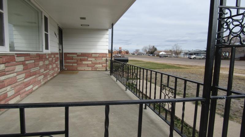 305 9th Ave, Sterling, Colorado 80751, 3 Bedrooms Bedrooms, ,2 BathroomsBathrooms,Residential,Sold,9th ,1076